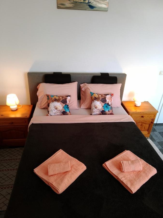 Abelia Sea View Apartment Pula Extérieur photo