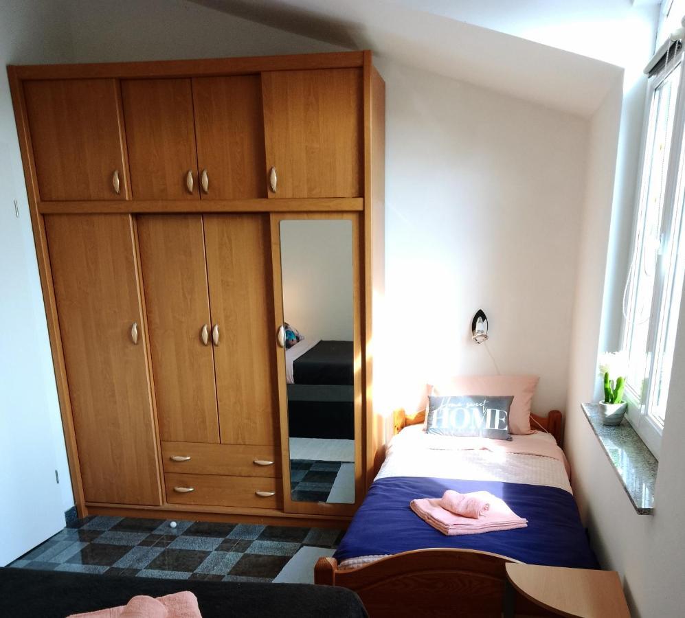 Abelia Sea View Apartment Pula Extérieur photo
